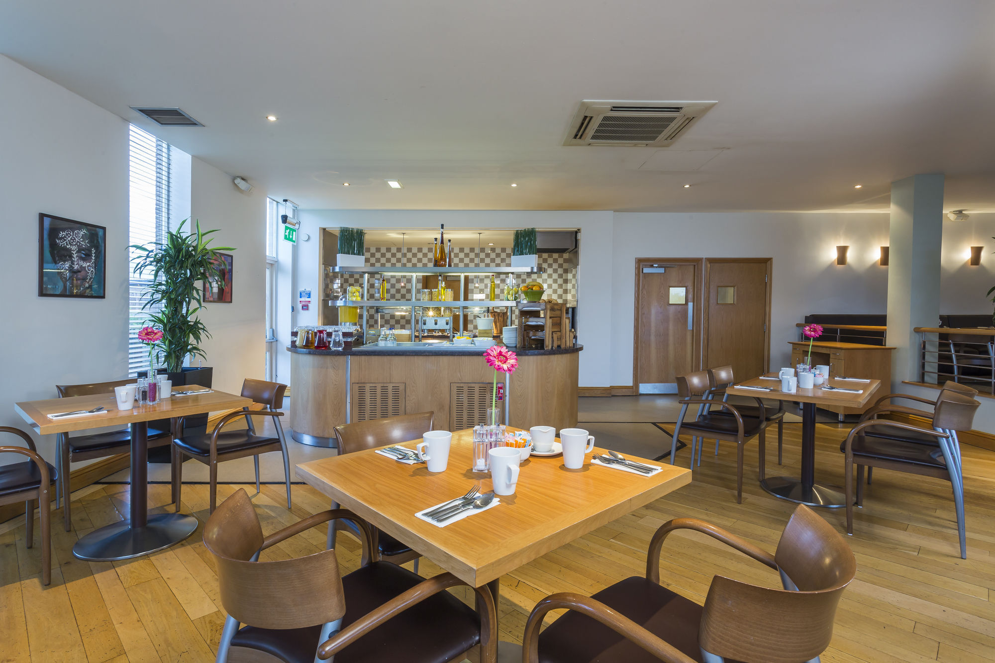 Holiday Inn Rugby-Northampton M1 Jct18 By Ihg Крик Екстериор снимка
